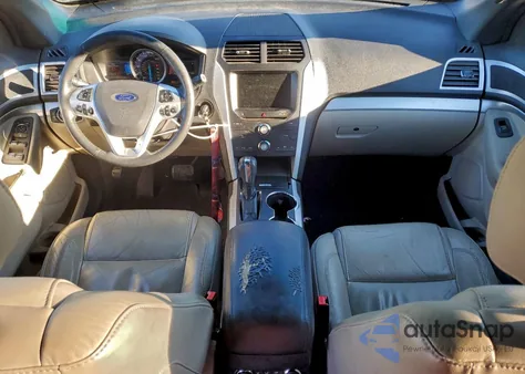 2015 Ford Explorer Xlt z USA, uszkodzony, nr VIN 1FM5K8D80FGA71242